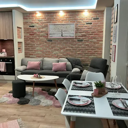 Platinumhomes42 Apartment