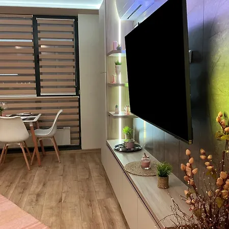 Platinumhomes42 *